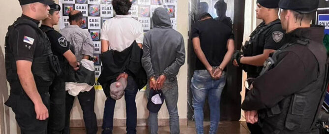 Cuatro detenidos y tres autos robados en Brasil recuperados en operativos fronterizos