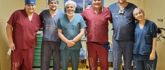 Realizan una cirugía inédita de descompresión traqueo-esofágica en un niño de 2 años