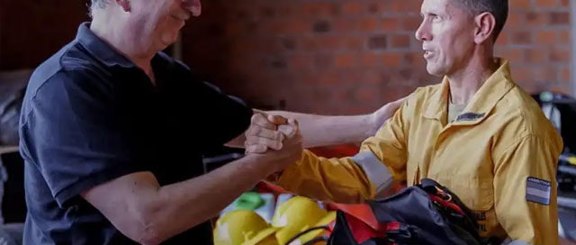 APÓSTOLES: Passalacqua puso en marcha el Sistema de Alerta Temprana de incendios forestales y entregó equipamiento