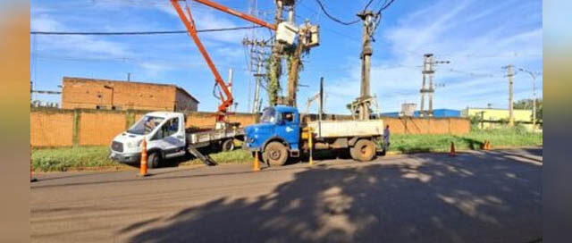 IGUAZÚ: Nueva línea de media tensión mejorará el servicio eléctrico en las 2000 Hectáreas